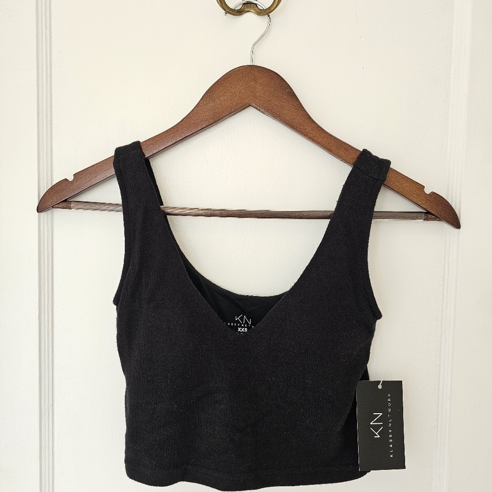 Scoop Neck Cropped Brami